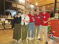 Vlnr: Silvana (manager Oaxaca), Saskia (was manager Oaxaca), managers Monteverde en Marcel.