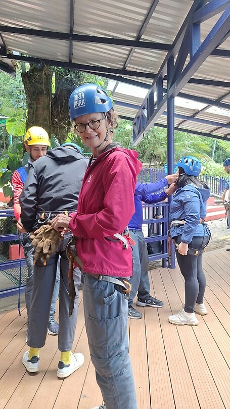 Ziplinen in TreeTopia