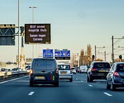Blijf zoveel mogelijk thuis