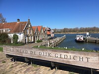 Op de dijk bij Puttershoek