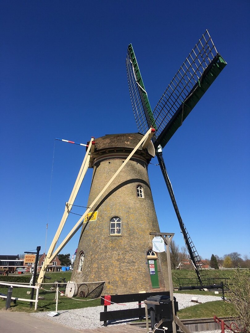De Lelie in Puttershoek