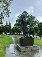 Ibsen, standbeeld