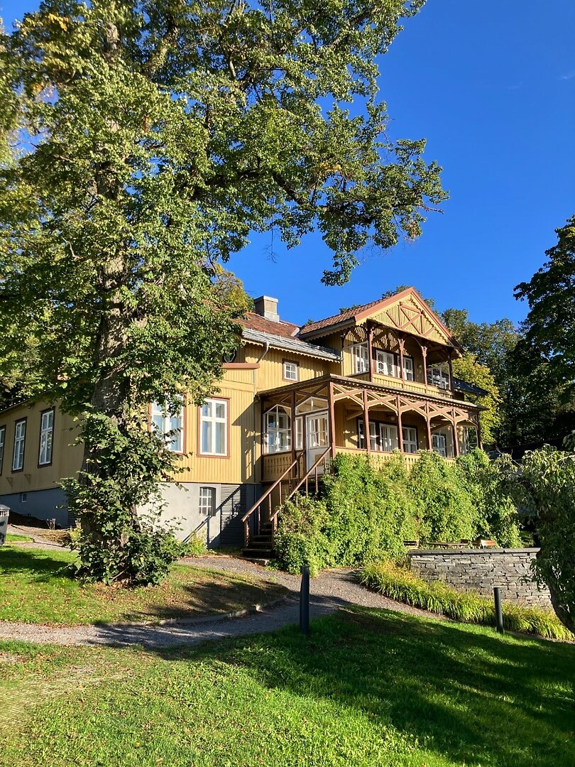 Gesloten café bij Ekeleberget