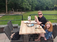 benjamin en jorien met wini bij de panoramahoeve
