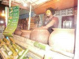 Theeman op straat in Pai