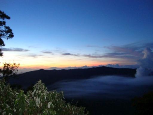 Opkomende zon bij Vulkaan Bromo @ Java