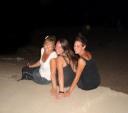 Emely, Vera en ik op het strand @ Don Deth