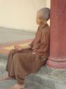 Oude vrouw @ Long son Pagoda