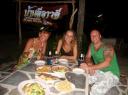 Met Lillian en Daz etentje bij ons guesthouse