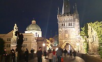 Praag by night