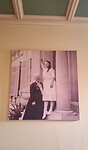 Koningin-moeder Emma en prinses Juliana bij Paleis Soestdijk, ca. 1920