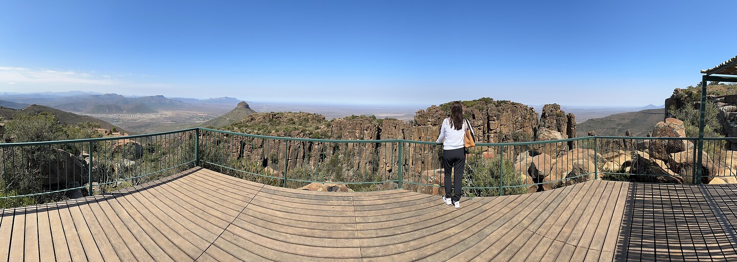 Panoramafoto over the valley of desolation