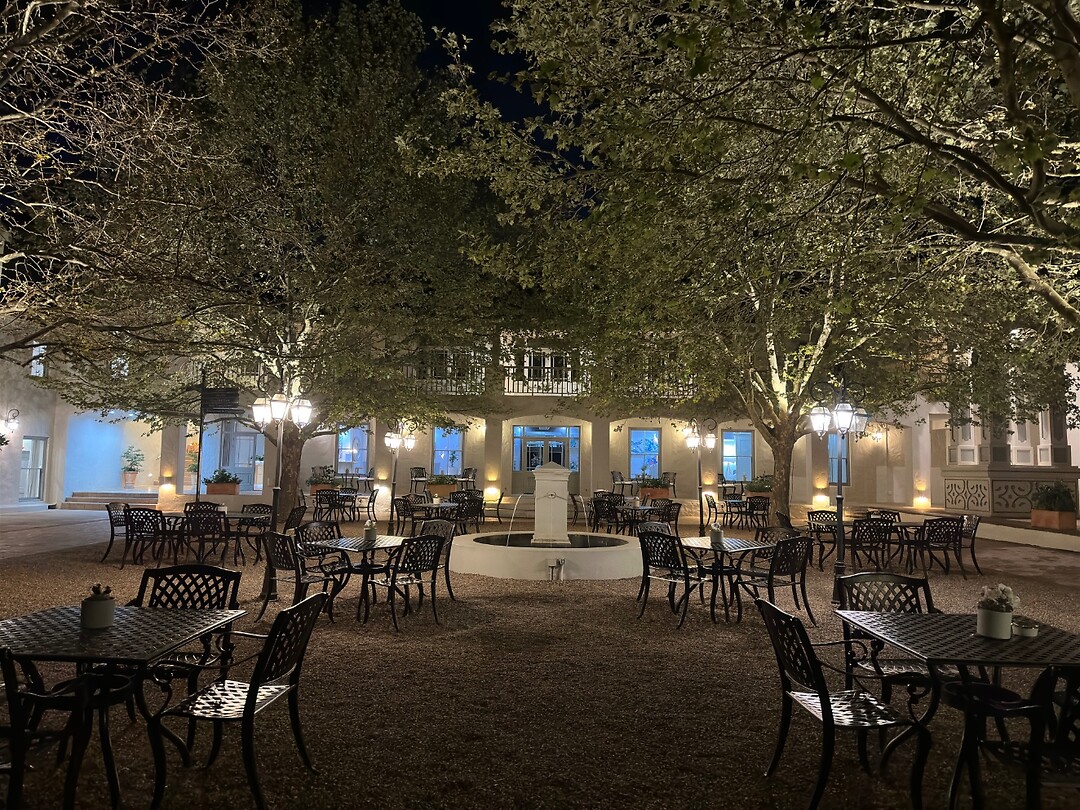 asara hotel by night