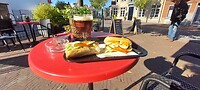 14 broodje en bier