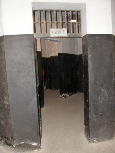 Hoa Lo Prison