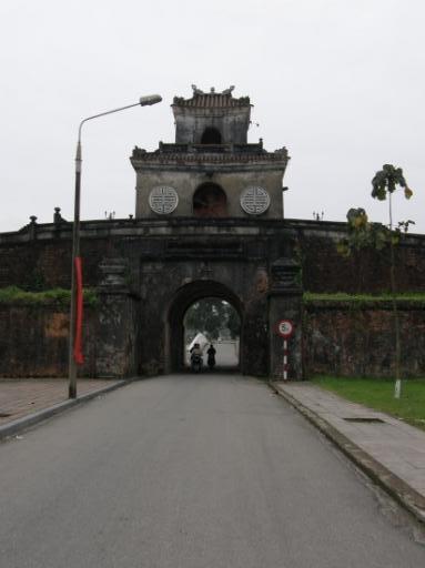 Poort naar de oude stad van Hue
