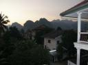 Uitzicht vanaf ons appartementje, Vang Vieng