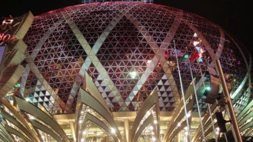 Macau Schiereiland - Grand Lisboa 's nachts