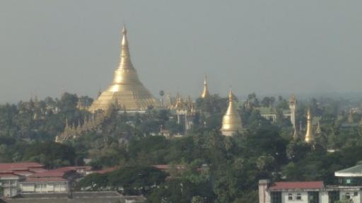 Yangon - Sakura Toren