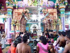 Ceremonie in tempel.