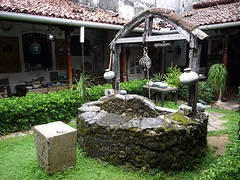 Museum in huis gebouwd met koraal, Galle.