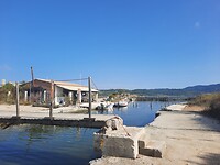 Corfu Trail tussen zee en meer van Korission