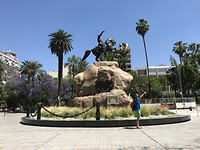 Plaza Indepencia met beeld van Generaal San Martin