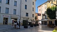 Piano in Carpentras