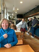 2024-11-17 1403 in dit cafe gaan we lunchen
