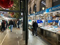 2024-11-23 1138 MErcado Jerez met feestverlichting 3