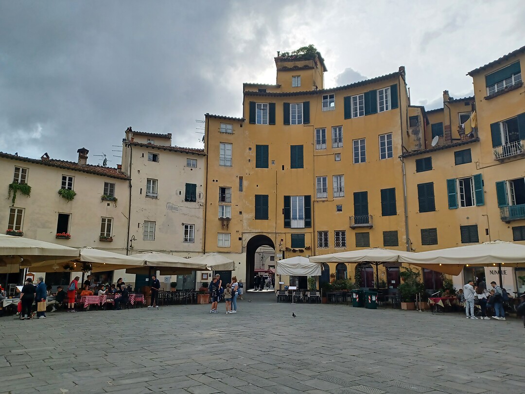 Piazza