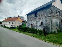 De gîte en verderop woonhuis met B&B