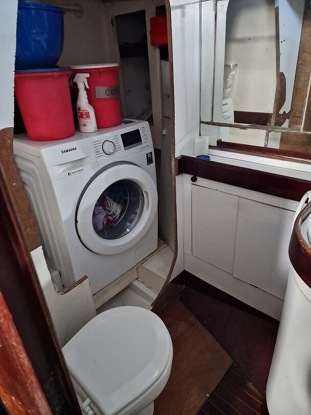 Wc en wasmachine