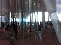 Glas in de Plaza in de Elbphilharmonie
