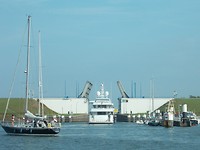Super yacht in Goereese Sluis