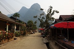 Hoofdstraat van Muang Ngoi Neua