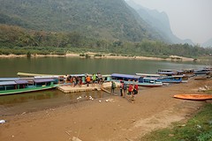Vertrek vanuit Mueng Ngoi