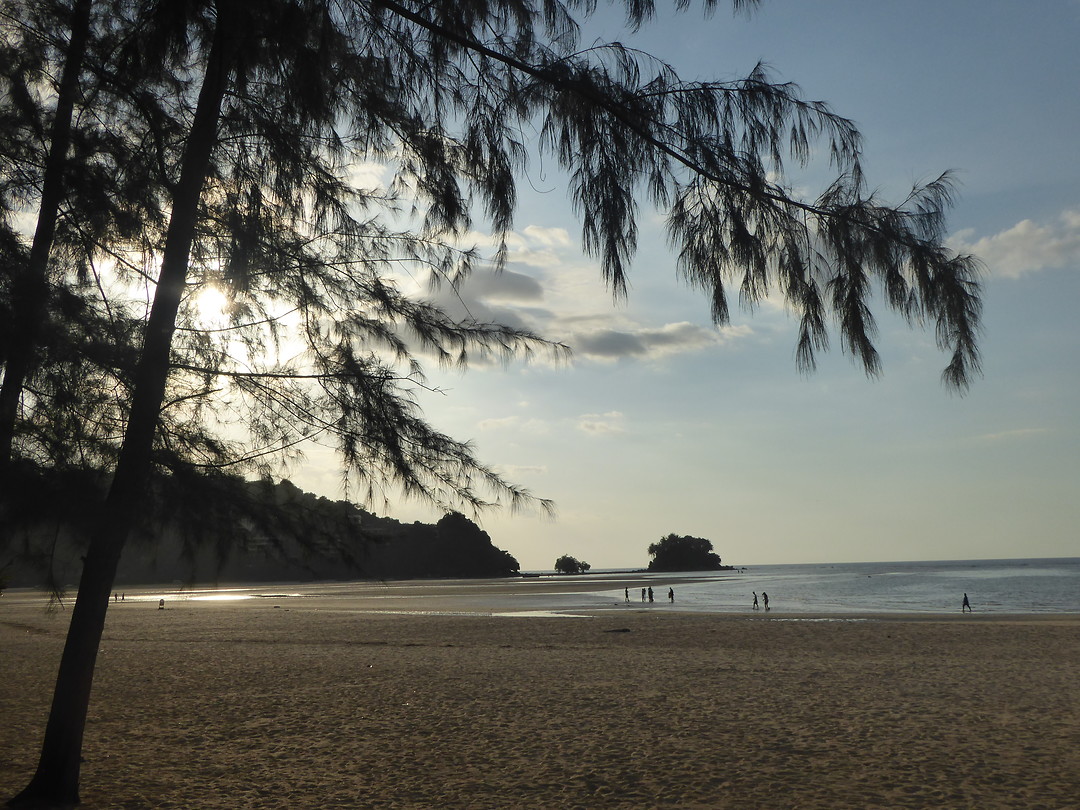 Naiyang beach,lekker rustig