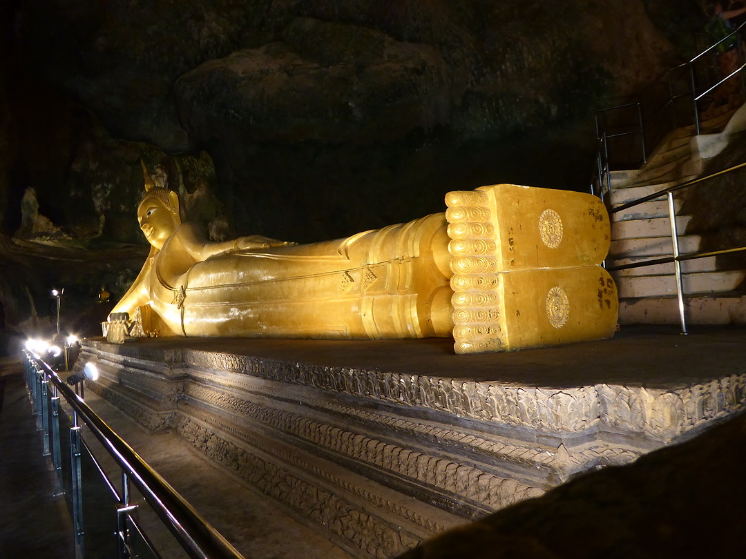 De reclining boeddha