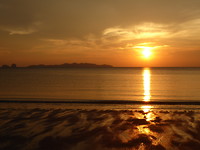 Zonsondergang Pak Meng beach