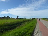molen "De Herder" achter ons