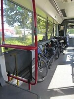 Omgebouwde bus tot fietsbus