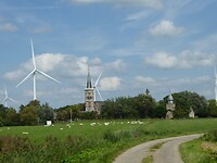 Hiddum met zijn 6 windturbines