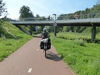 fietspad richting voetveer Zeewolde