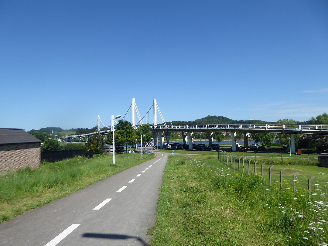Brug over het Albertkanaal