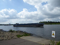 Vracht op de Maas
