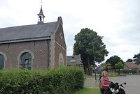Annick treed toe tot het klooster