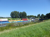 De voorkant van het containerschip