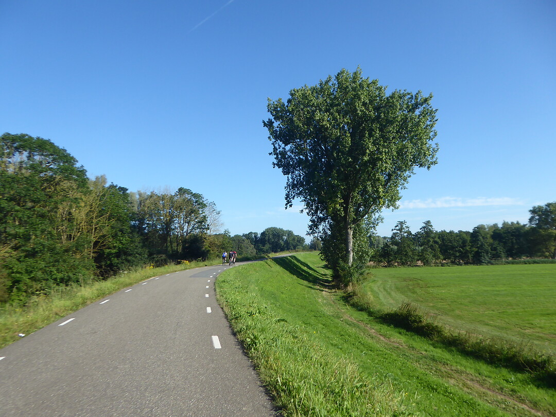 Op weg via de omleiding omdat veerpont niet vaart