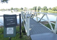 Veerpont bij steurgat